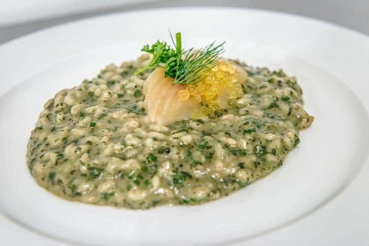 Risotto alla cenere, salmerino di montagna e le sue uova (Eugenio Boer)